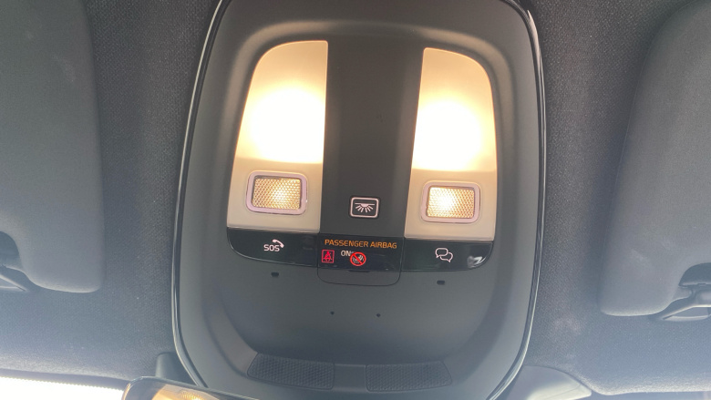 Volvo XC40 2.0 B3P Plus Black Edition 5dr Auto Petrol Estate